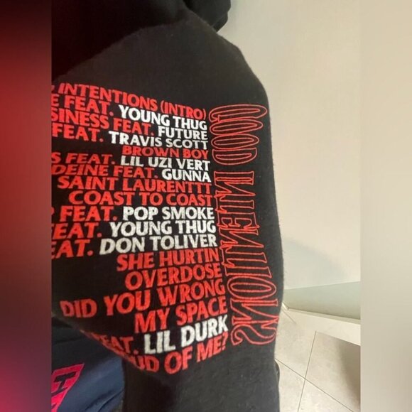 VLONE Shirt - Nav - XL - Black and Red - Concert Merch - Vintage shirt - Picture 3 of 5